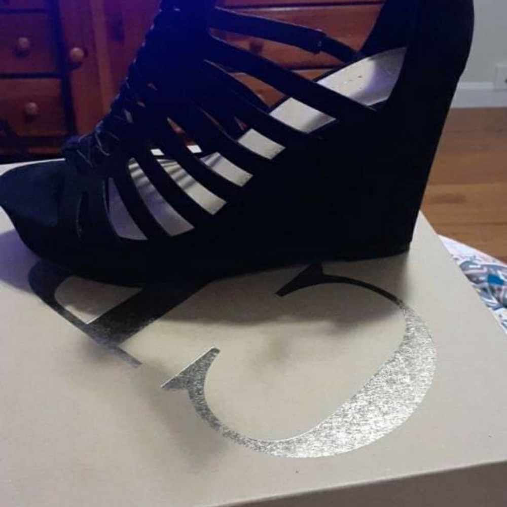 Brand new wedges